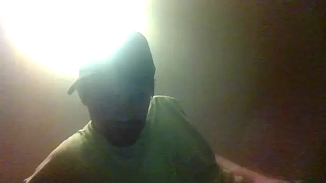 Snapshot of youngbuck6874 chatting on June 6, 3:55 am youngbuck6874 online show from June 6, 3:55 am