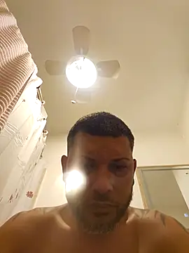 tropikboy online show from April 21, 9:37 am