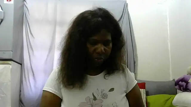 Snapshot of Delicioussexy chatting on May 16, 8:00 am Delicioussexy online show from May 16, 8:00 am