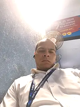 Snapshot of Vickyrajput009 chatting on January 13, 11:54 pm Vickyrajput009 online show from January 13, 11:54 pm