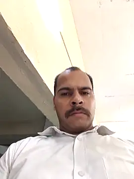Snapshot of Vickyrajput009 chatting on April 3, 8:40 pm Vickyrajput009 online show from April 3, 8:40 pm