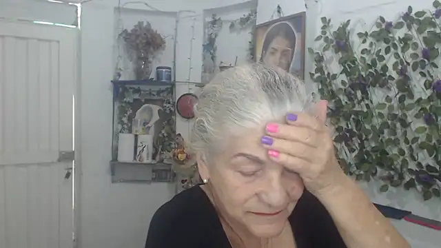 FunnyGrandma online show from March 13, 2:45 pm