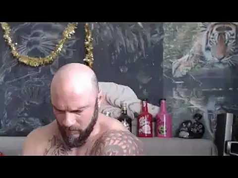 Snapshot of viking_30 chatting on March 15, 7:25 am viking 30 online show from March 15, 7:25 am