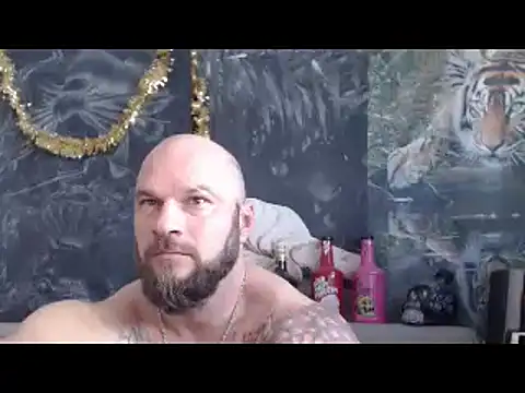 Snapshot of viking_30 chatting on March 31, 10:26 am viking 30 online show from March 31, 10:26 am