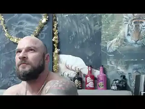 Snapshot of viking_30 chatting on April 1, 5:54 pm viking 30 online show from April 1, 5:54 pm