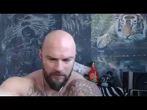 Snapshot of viking_30 chatting on April 17, 5:32 am viking 30 online show from April 17, 5:32 am