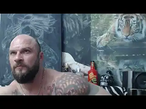 Snapshot of viking_30 chatting on April 17, 6:11 pm viking 30 online show from April 17, 6:11 pm