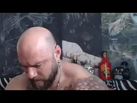 Snapshot of viking_30 chatting on May 9, 6:29 am viking 30 online show from May 9, 6:29 am