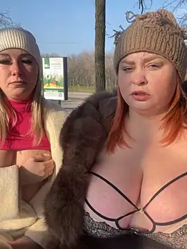 Model9798 online show from January 15, 10:53 am