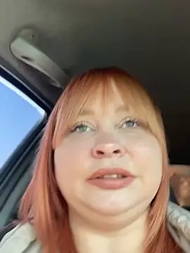 Model9798 online show from April 15, 6:31 am