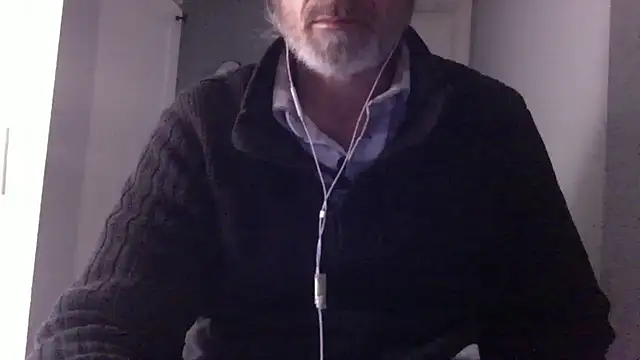 Snapshot of readyforfunxxx chatting on January 15, 1:52 pm readyforfunxxx online show from January 15, 1:52 pm