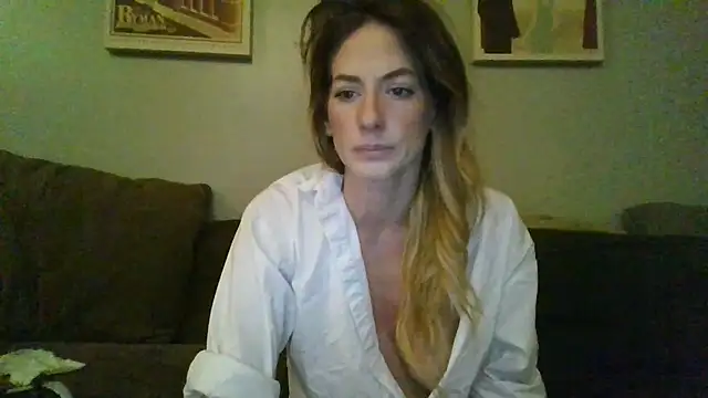 Snapshot of Rhodesxox chatting on November 20, 11:04 pm Rhodesxox online show from November 20, 11:04 pm