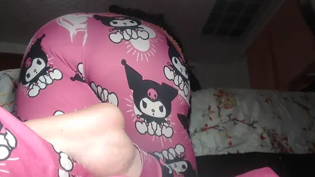 prettyangelsquirt online show from February 24, 9:02 pm