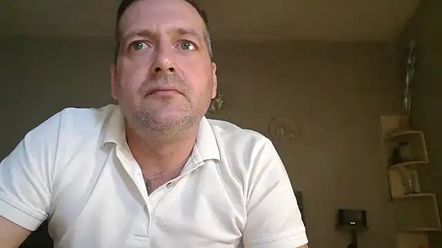 matrikes1 online show from April 3, 3:21 pm