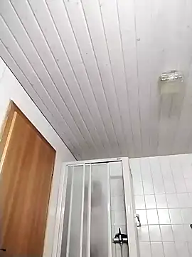 Kw8585kw online show from January 11, 8:10 pm