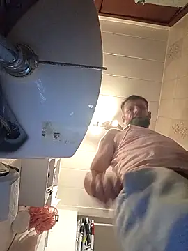 Kw8585kw online show from December 1, 5:56 am