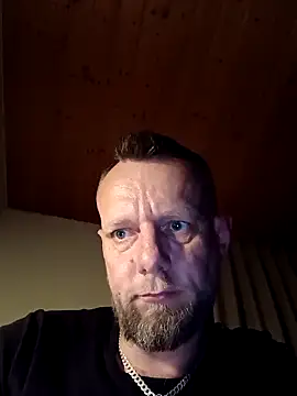 Kw8585kw online show from April 8, 12:10 am