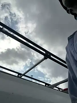 Snapshot of danieldonte chatting on November 19, 6:30 pm danieldonte online show from November 19, 6:30 pm