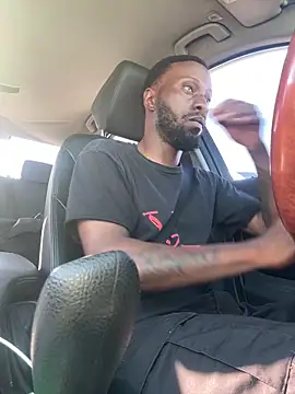 Snapshot of danieldonte chatting on November 25, 8:42 pm danieldonte online show from November 25, 8:42 pm