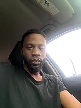 Snapshot of danieldonte chatting on November 29, 4:54 pm danieldonte online show from November 29, 4:54 pm