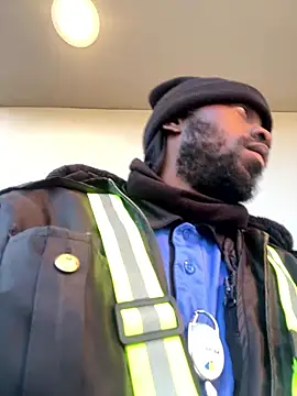 Snapshot of danieldonte chatting on January 17, 3:39 pm danieldonte online show from January 17, 3:39 pm