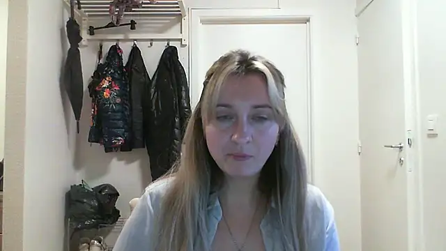 SusanCurt online show from November 21, 10:47 am