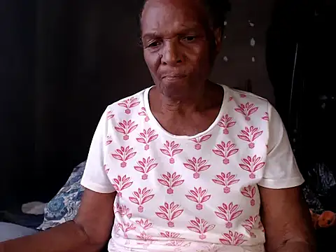 NaughtyGranny online show from November 12, 1:11 pm