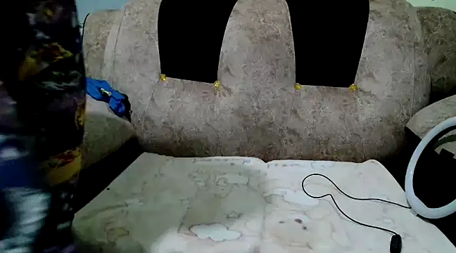 Snapshot of goddes_love chatting on March 10, 7:07 pm goddes love online show from March 10, 7:07 pm