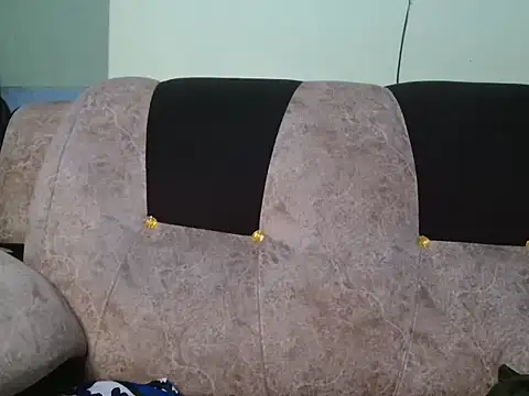 Snapshot of goddes_love chatting on September 19, 7:32 am goddes love online show from September 19, 7:32 am