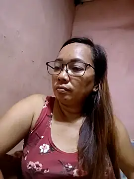 Snapshot of asianwet4u chatting on April 23, 1:57 pm asianwet4u online show from April 23, 1:57 pm