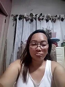 Snapshot of asianwet4u chatting on April 27, 12:03 pm asianwet4u online show from April 27, 12:03 pm