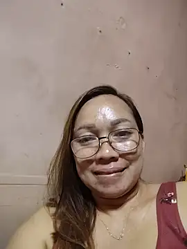 Snapshot of asianwet4u chatting on May 18, 3:07 pm asianwet4u online show from May 18, 3:07 pm