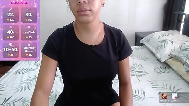 Snapshot of sensual_nataliee chatting on April 29, 2:54 pm sensual nataliee online show from April 29, 2:54 pm