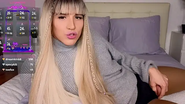 Snapshot of HelenSpellman chatting on December 5, 5:48 am HelenSpellman online show from December 5, 5:48 am