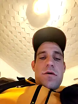 Codymc89 online show from December 19, 2:24 pm