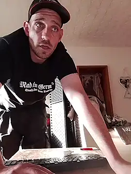 Snapshot of Codymc89 chatting on April 20, 5:26 pm Codymc89 online show from April 20, 5:26 pm