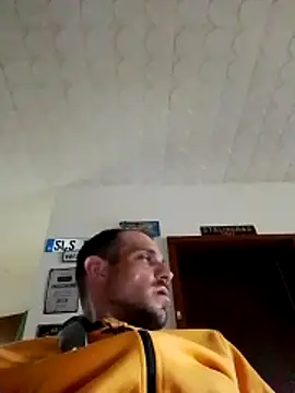 Snapshot of Codymc89 chatting on May 15, 2:13 pm Codymc89 online show from May 15, 2:13 pm