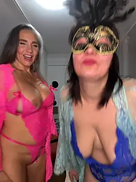 Snapshot of Alimela chatting on February 2, 3:33 pm Alimela online show from February 2, 3:33 pm