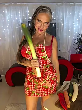 Snapshot of Alimela chatting on February 7, 4:54 pm Alimela online show from February 7, 4:54 pm