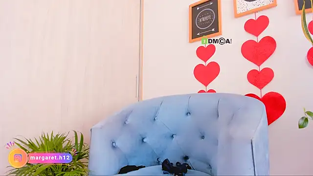 Snapshot of Honey__pot chatting on December 24, 9:22 pm Honey  pot online show from December 24, 9:22 pm