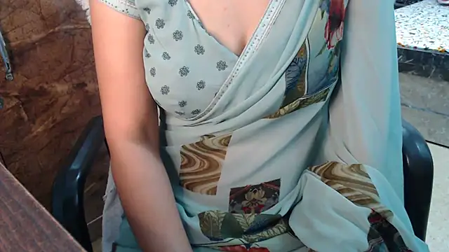 Snapshot of Eliabhabhi@xh chatting on May 13, 10:12 am Eliabhabhixh online show from May 13, 10:12 am