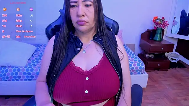 esmeralda milf online show from October 17, 12:19 pm