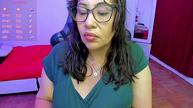 Snapshot of esmeralda_milf chatting on May 16, 7:23 pm esmeralda milf online show from May 16, 7:23 pm