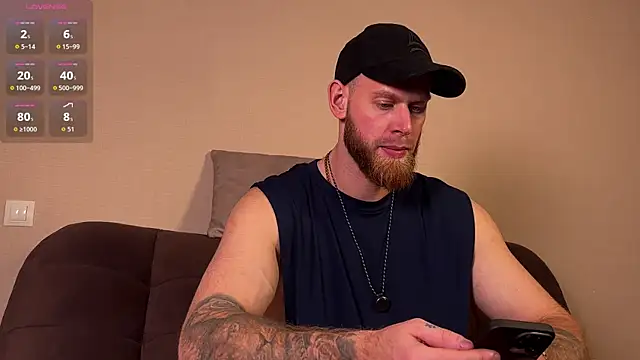 Snapshot of Xxx_______Xxx chatting on October 30, 5:57 pm Xxx Xxx online show from October 30, 5:57 pm