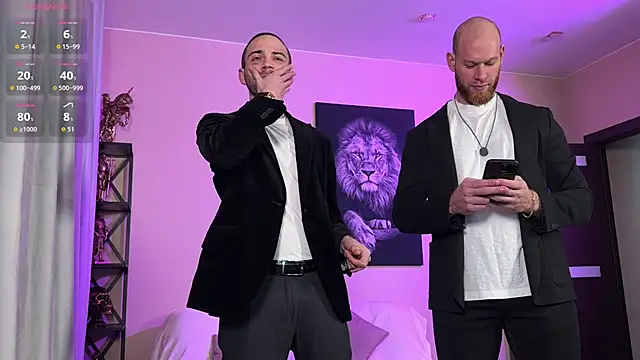 Snapshot of Xxx_______Xxx chatting on February 7, 9:24 am Xxx Xxx online show from February 7, 9:24 am