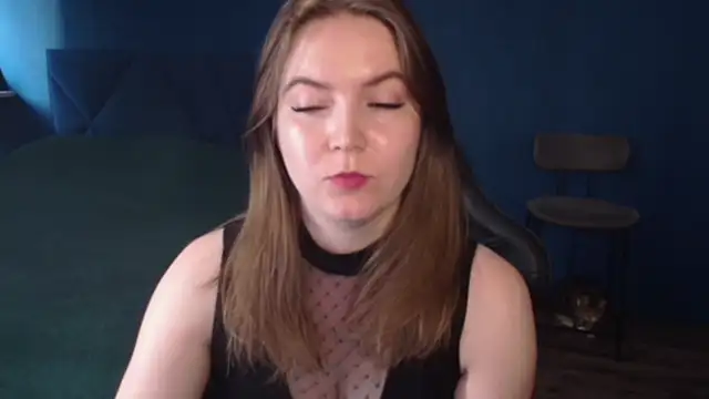 Snapshot of AlessaBlackMoon chatting on June 26, 12:53 pm AlessaBlackMoon online show from June 26, 12:53 pm