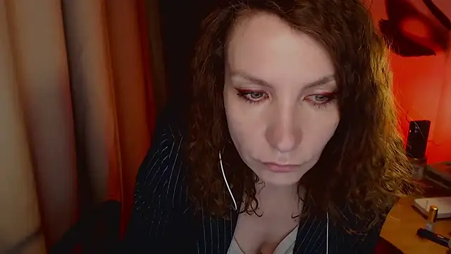 Snapshot of JohansonKatie chatting on January 21, 3:59 am JohansonKatie online show from January 21, 3:59 am