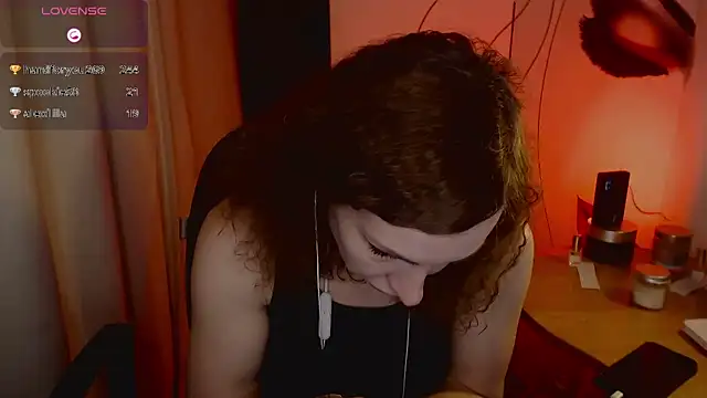 Snapshot of JohansonKatie chatting on February 9, 3:56 pm JohansonKatie online show from February 9, 3:56 pm