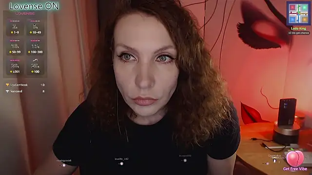 Snapshot of JohansonKatie chatting on March 1, 6:03 am JohansonKatie online show from March 1, 6:03 am