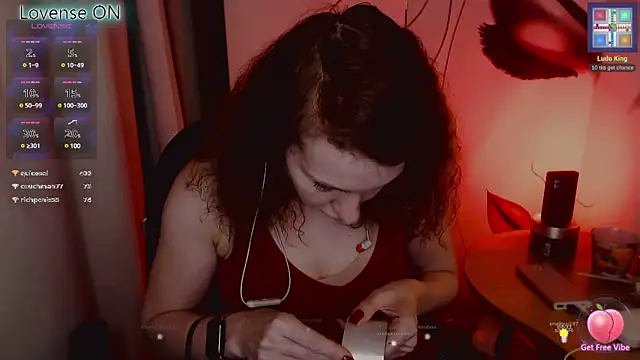 Snapshot of JohansonKatie chatting on March 6, 1:58 am JohansonKatie online show from March 6, 1:58 am